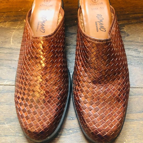 Romano Shoes - Leather Closed Toe Mules, Stacked Heel, Romano Sara, Size 9